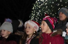 children singing